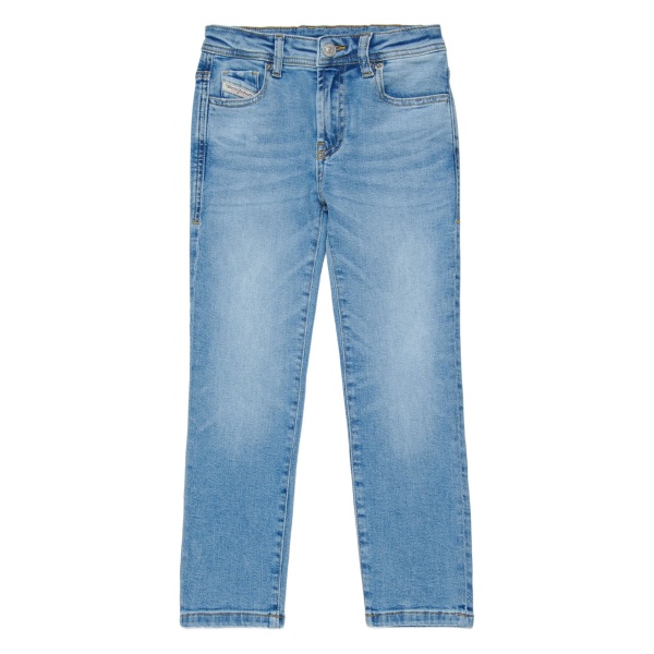 logo fastening jeans