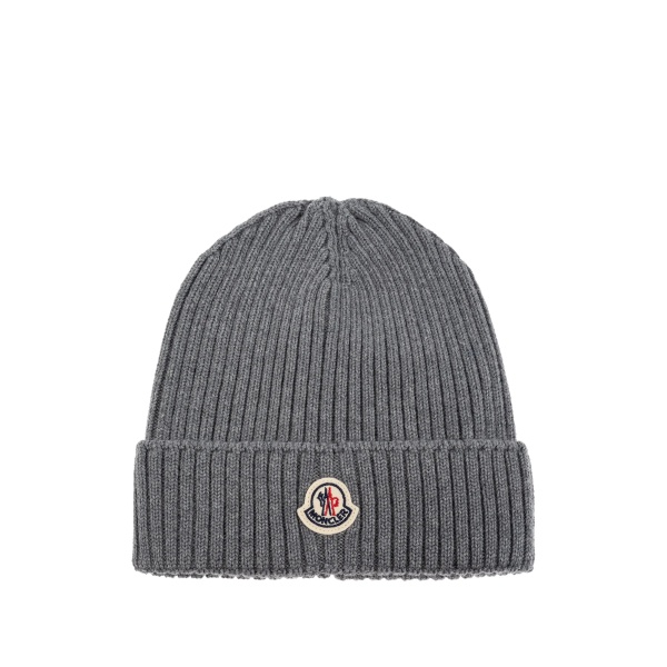 logo-patch beanie