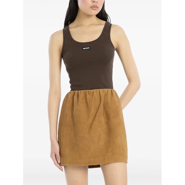 logo ribbed top