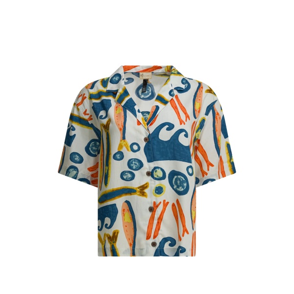 patterned shirt