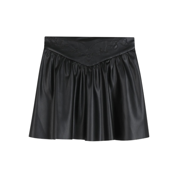 pleated skirt