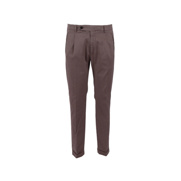 pleated tailored trousers