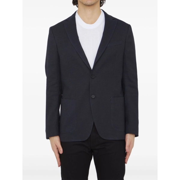 single-breasted blazer