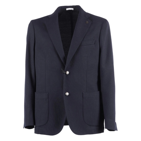 single-breasted blazer