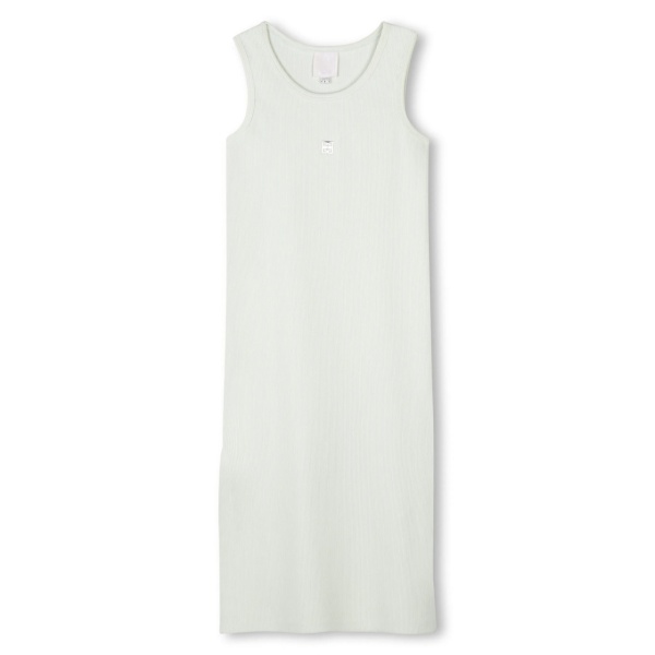 sleeveless dress