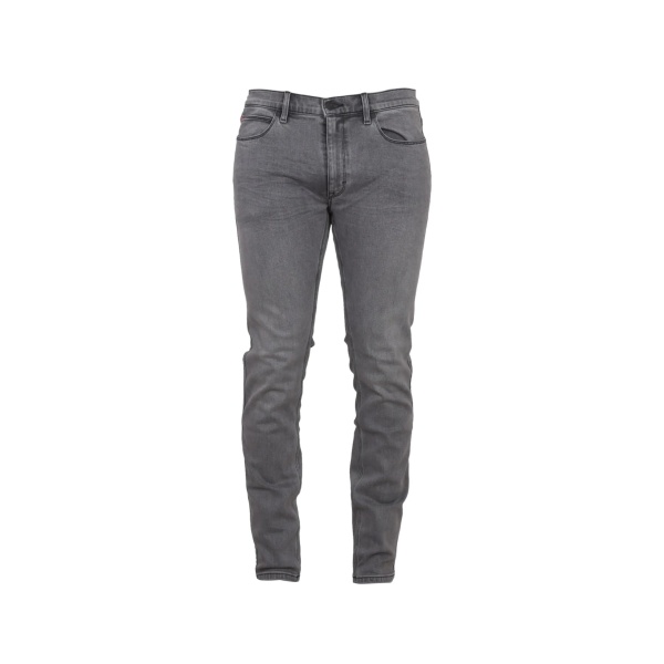slim fit jeans