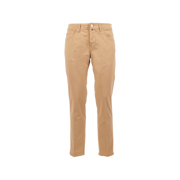 straight-leg trousers