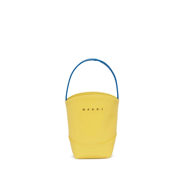 blue-handle bucket bag