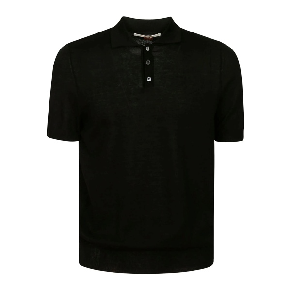 buttoned-collar polo shirt