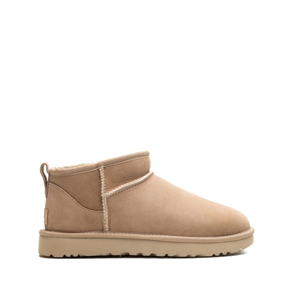 Classic Ultra Mini suede boots