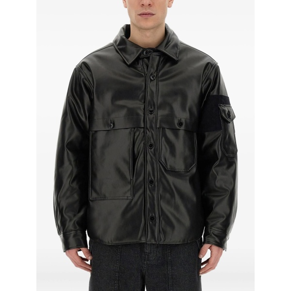 flap-pocket buttoned overshirt