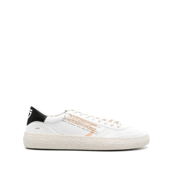 lo-top logo sneakers