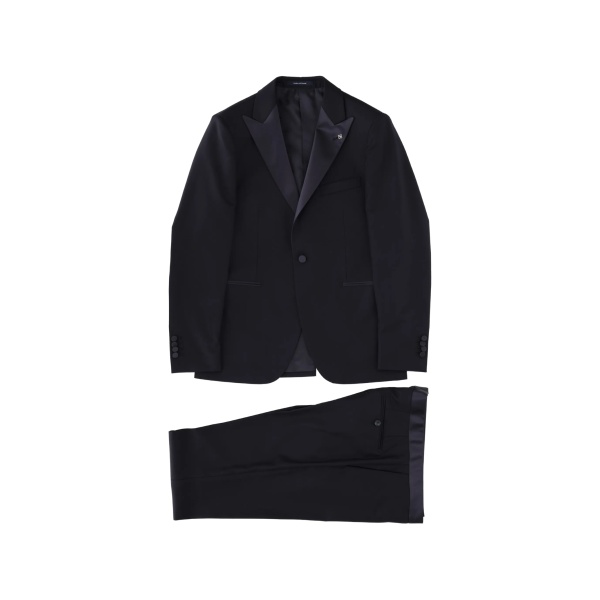 single-breasted suit