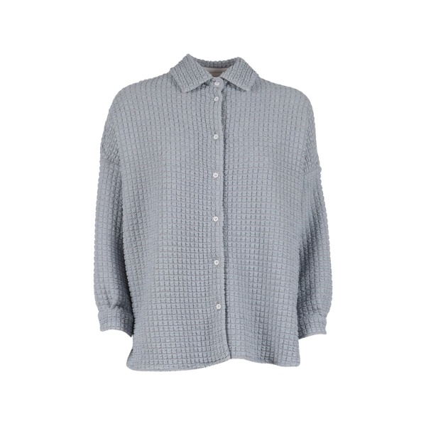 waffle-knit shirt