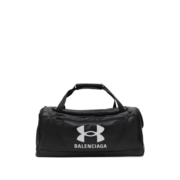 x Under Armour zip-closure holdall