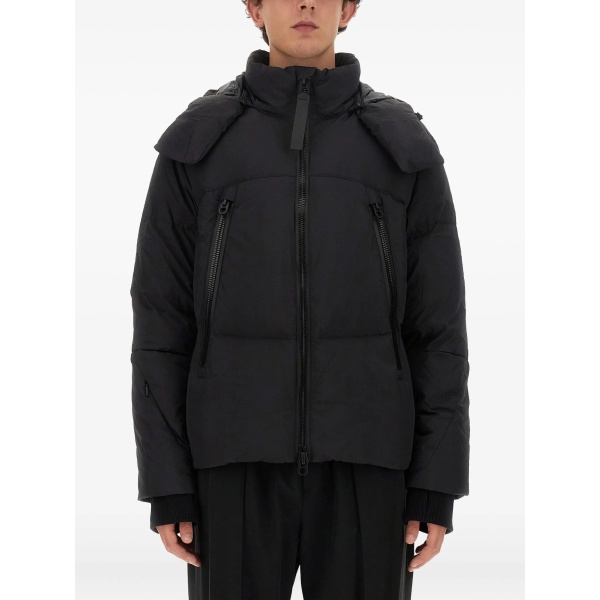 zip-fastening jacket