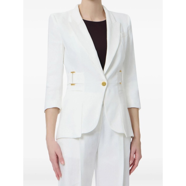 button-fastening blazer