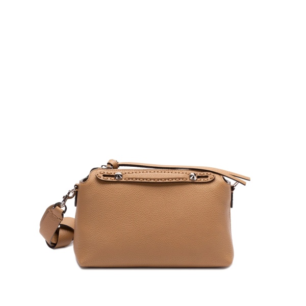 leather tote bag