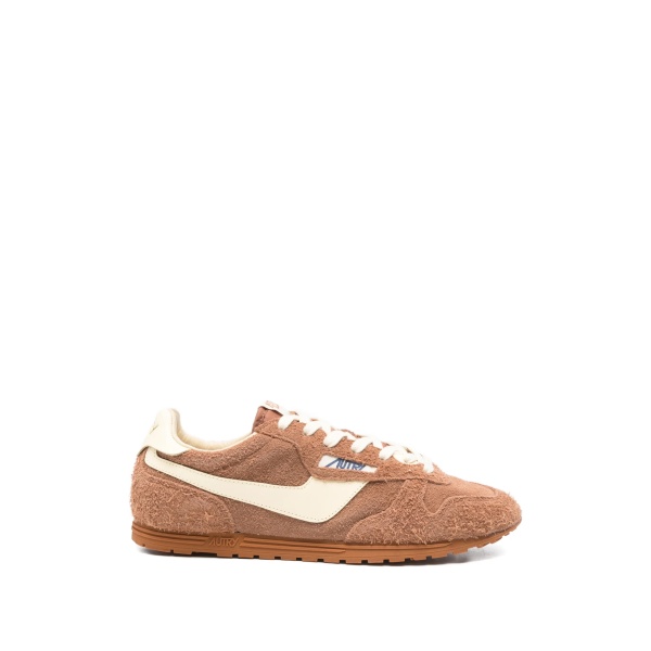 logo sneakers