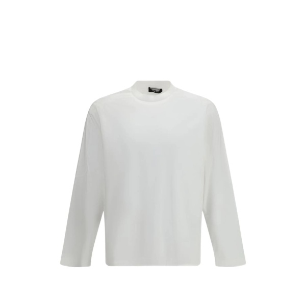 long-sleeve T-shirt