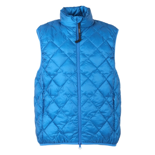 quilted zip-up gilet