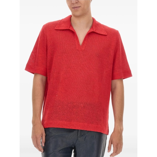 textured T-shirt