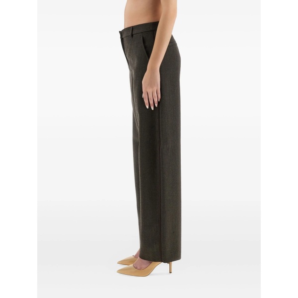 welt pocket trousers