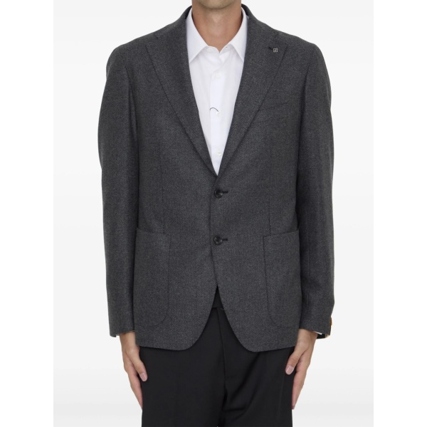 brooch-detail blazer