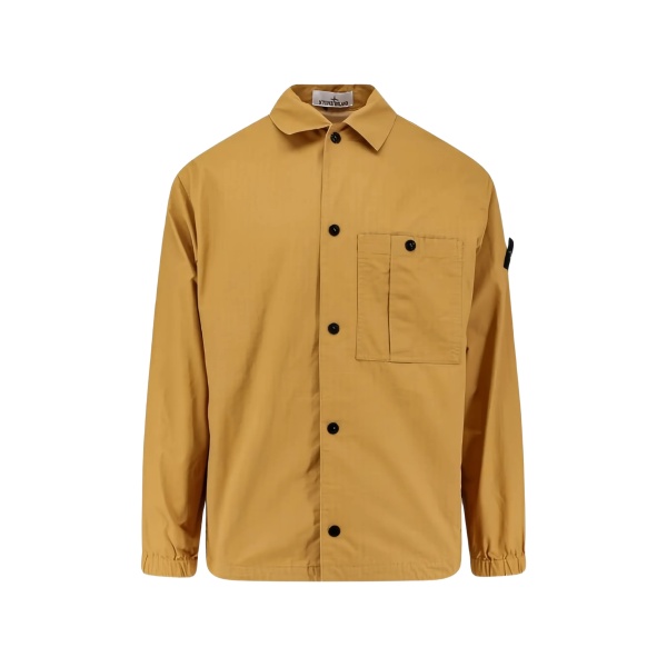 button-fastening shirt