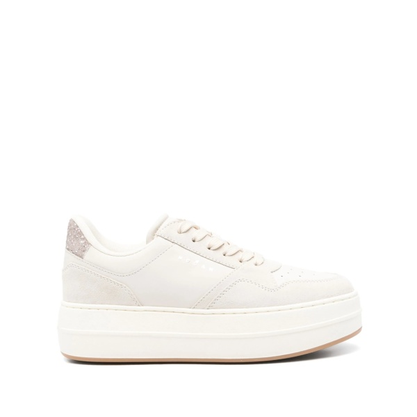 H670 sneakers