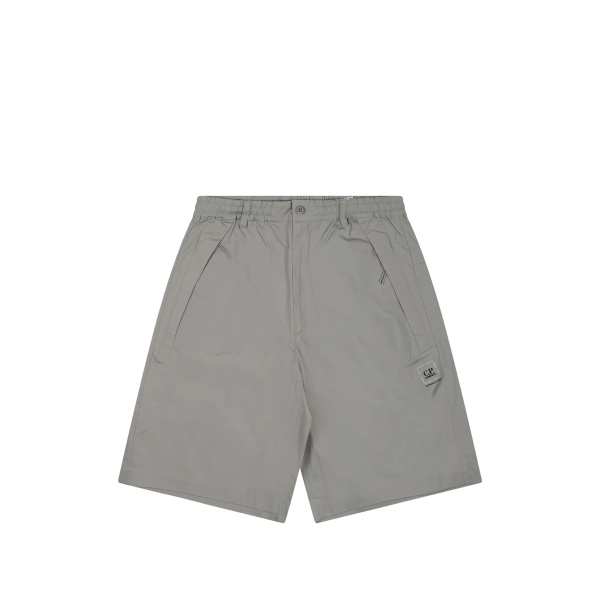 logo-detail shorts