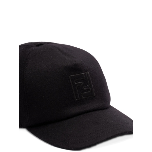 logo-embroidered cap