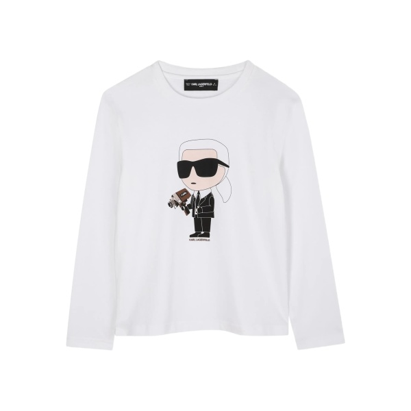 long-sleeve T-shirt