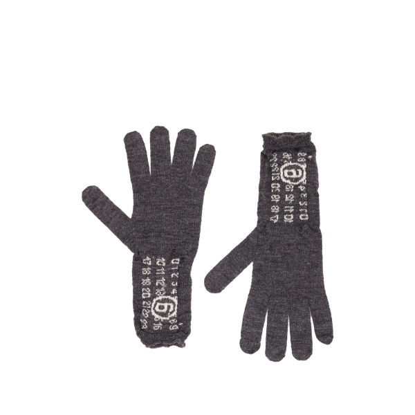 numbers-motif gloves