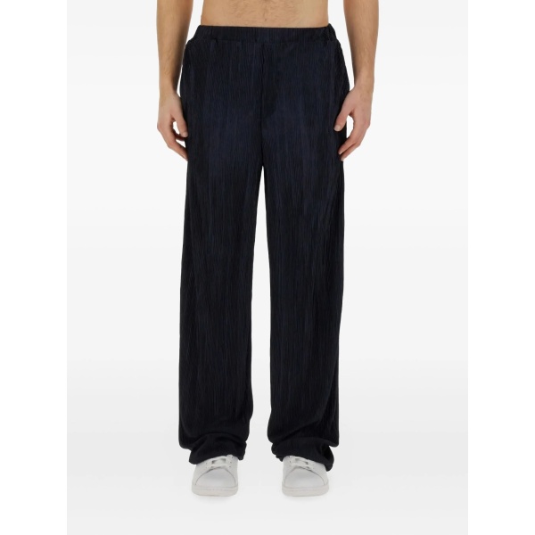 pleated sweatpants
