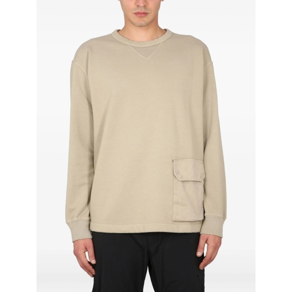 pocket-detail sweatshirt