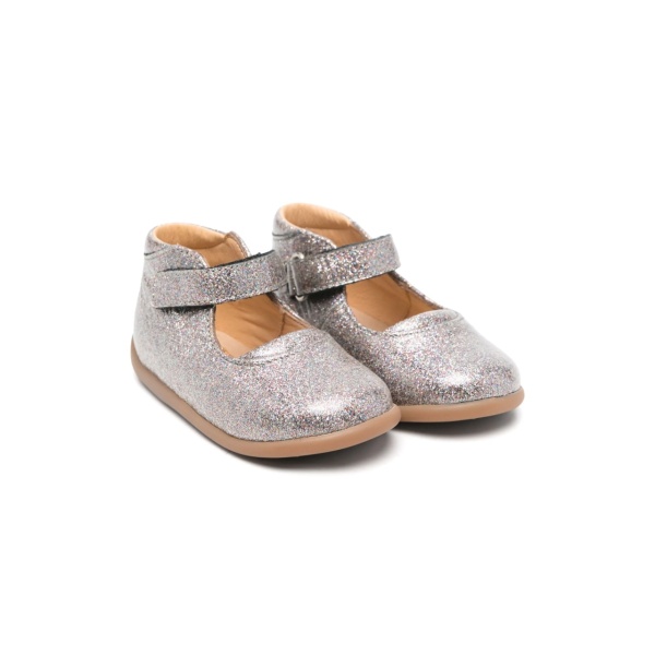 Stand-Up Mary sandals