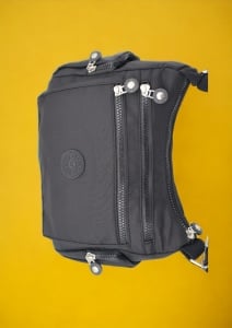 Geanta de umar femei R52, material rezistent, curea reglabila, buzunare laterale cu fermoar, 27x20x10cm, Negru - Img 4