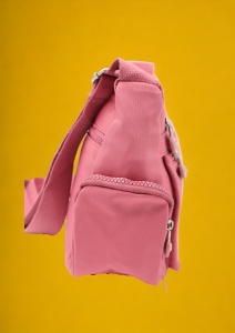 Geanta de umar femei R52, material rezistent, curea reglabila, buzunare laterale cu fermoar, 27x20x10cm, Roz - Img 3