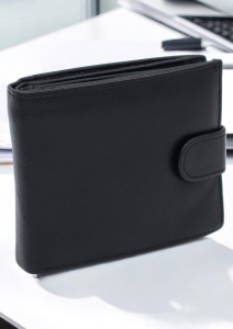 Portofel barbatesc din piele naturala R7137 negru