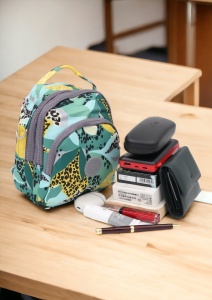 Mini rucsac multifunctional R603, material impermeabil, curea reglabila si detasabila, 20x19x11cm - Img 7