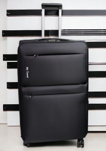 Troler My Travel R001, dimensiune mare 28", 4 roti pivotante, 70x47x32cm, Negru
