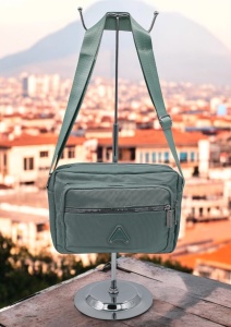 Geanta de dama tip crossbody R241, curea reglabila, 25x18x6cm, Verde deschis