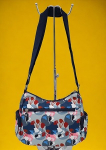 Geanta de umar femei R526, material rezistent, curea reglabila, buzunare laterale cu fermoar, 27x20x10cm - Img 2