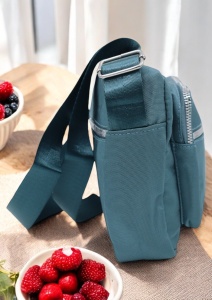 Geanta de dama tip crossbody R241, curea reglabila, 25x18x6cm, Verde - Img 4