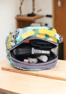 Mini rucsac multifunctional R603, material impermeabil, curea reglabila si detasabila, 20x19x11cm - Img 9