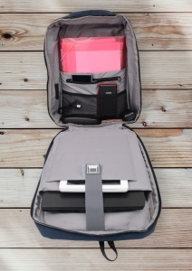 Rucsac multifunctional cu port incarcare USB R103, impermeabil, unisex, antifurt, 44x30x17cm, Bleumarin - Img 10