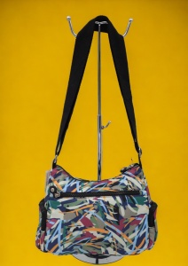Geanta de umar femei R527, material rezistent, curea reglabila, buzunare laterale cu fermoar, 27x20x10cm - Img 2