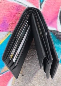 Portofel bărbătesc din piele naturală R622 negru - Img 3