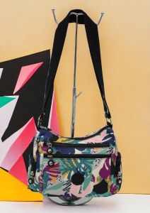 Geanta de umar femei R528, material rezistent, curea reglabila, buzunare laterale cu fermoar, 27x20x10cm